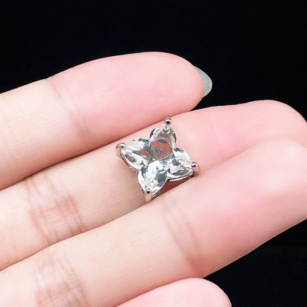 Yahoo! Yahoo!ショッピング(ヤフー ショッピング)PROME 天然石 特別仕様品・一点物・水晶・白銅・ペンダントトップ v61139