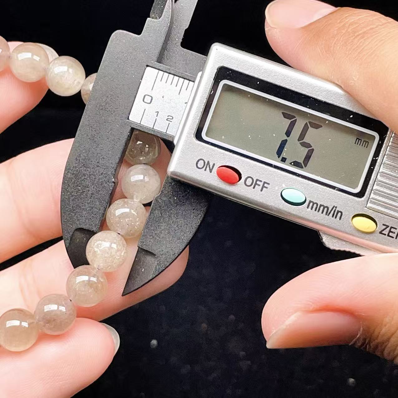 PROME 天然石・一点物・高品質・激レア隕石・黒いインクリュージョン
