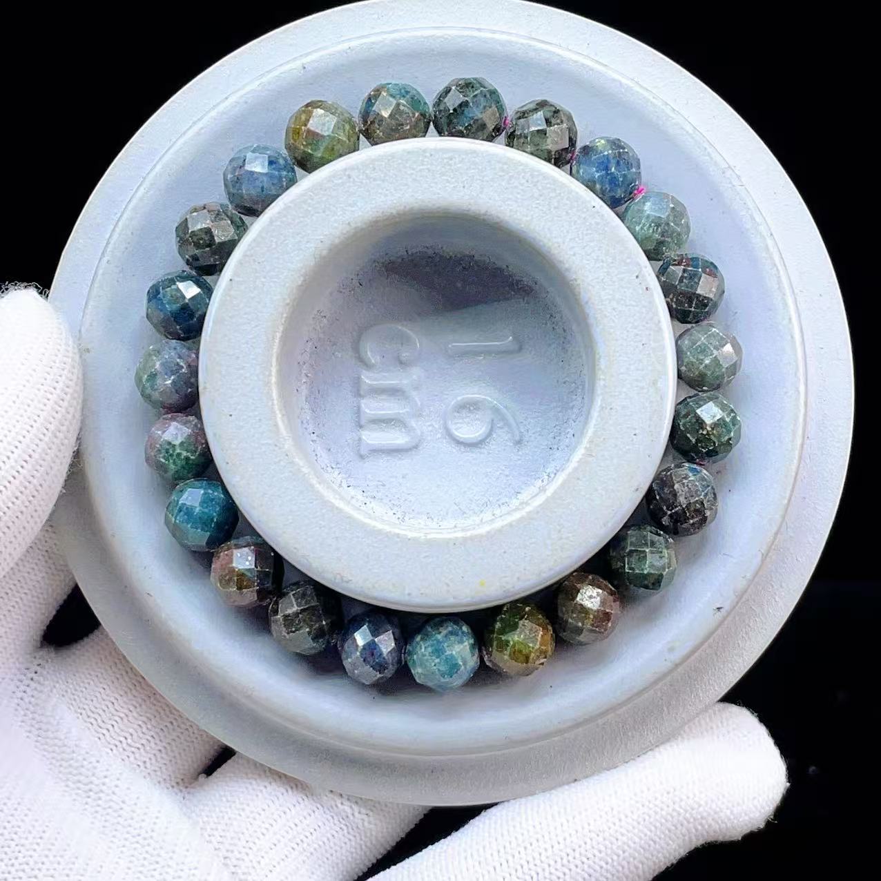 PROME 天然石【一点物】希少鉱・ミラーボールカット・ルビーインカイヤ