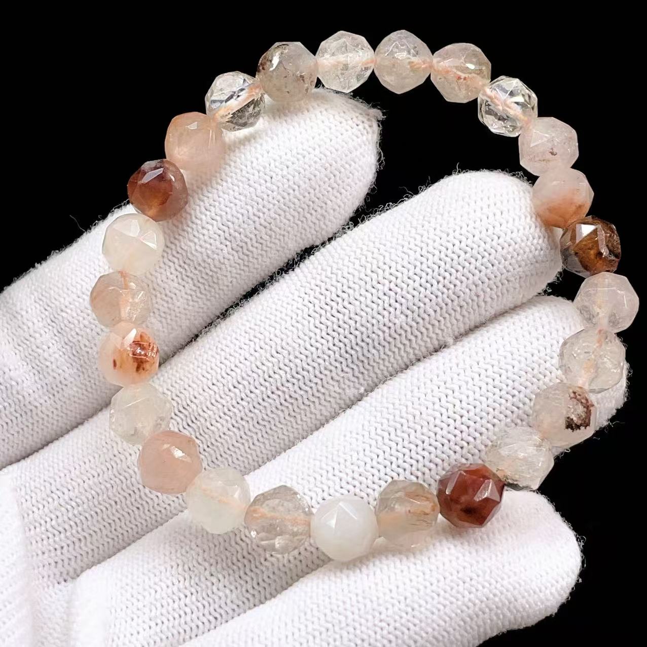 ラビットヘアールチルクォーツ♡ポイント ラビットヘアルチルクォーツとは？産地・硬度と天然石の特徴