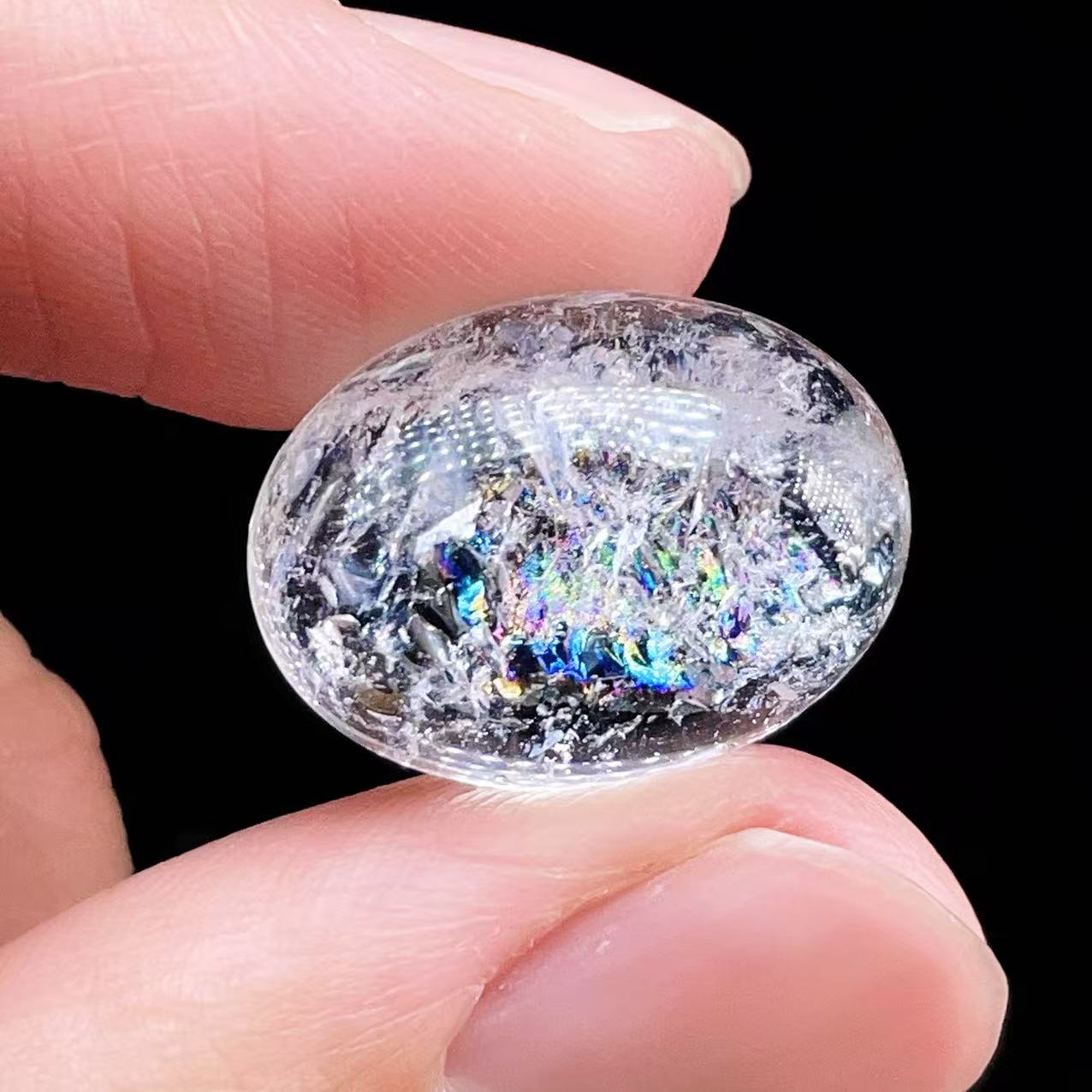 PROME 天然石【一点物】高品質・アイリスクォーツ・虹入り水晶・ブラジル産・15x20x8mm・ルース・v72786
