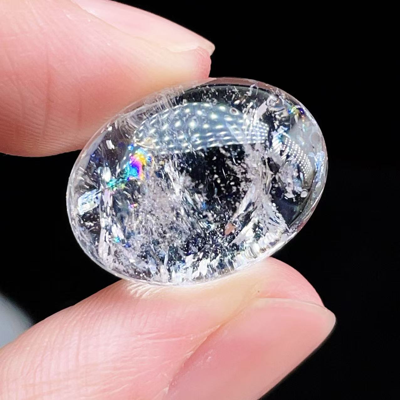 PROME 天然石【一点物】高品質・アイリスクォーツ・虹入り水晶・ブラジル産・15x20x8mm・ルース・v72794