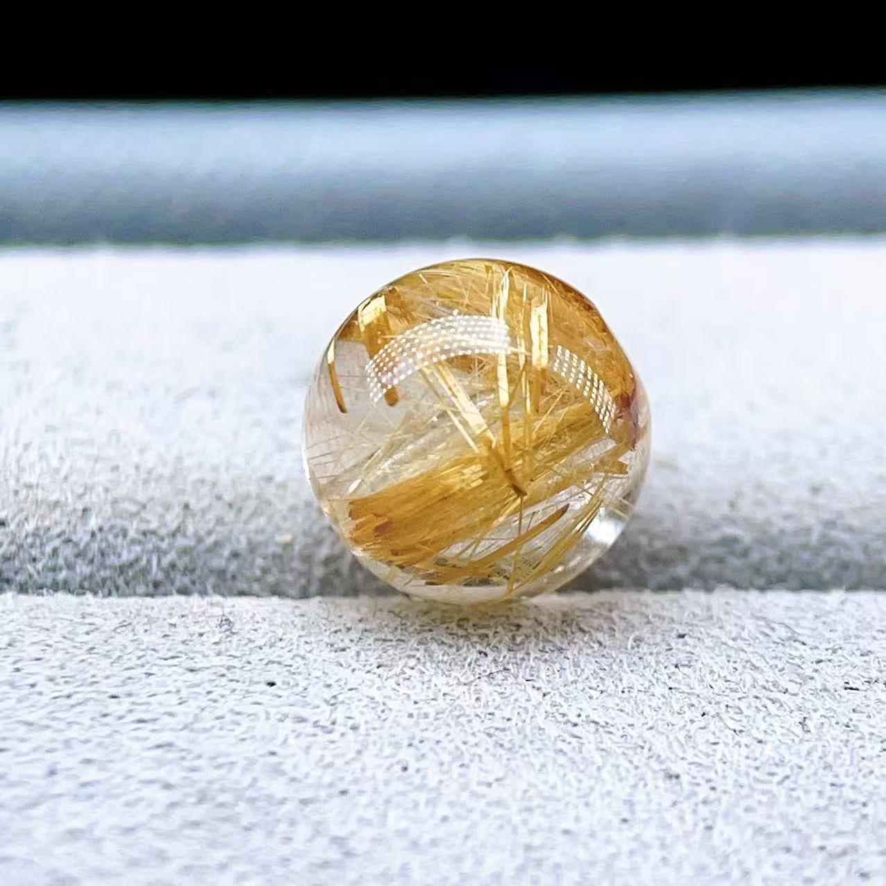 PROME 天然石【一点物】厳選グレード・宝石質・高品質・タイチンルチル・ゴールデンルチルクォーツ・ブラジル産・7.5-7.8mm・貫通孔・粒売り ・v75092