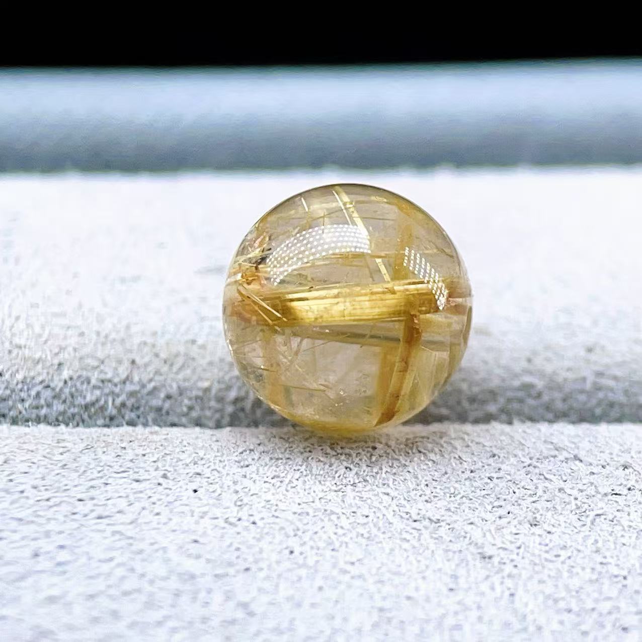 PROME 天然石【一点物】厳選グレード・宝石質・高品質・タイチンルチル・ゴールデンルチルクォーツ・ブラジル産・7.5-7.8mm・貫通孔・粒売り ・v75101