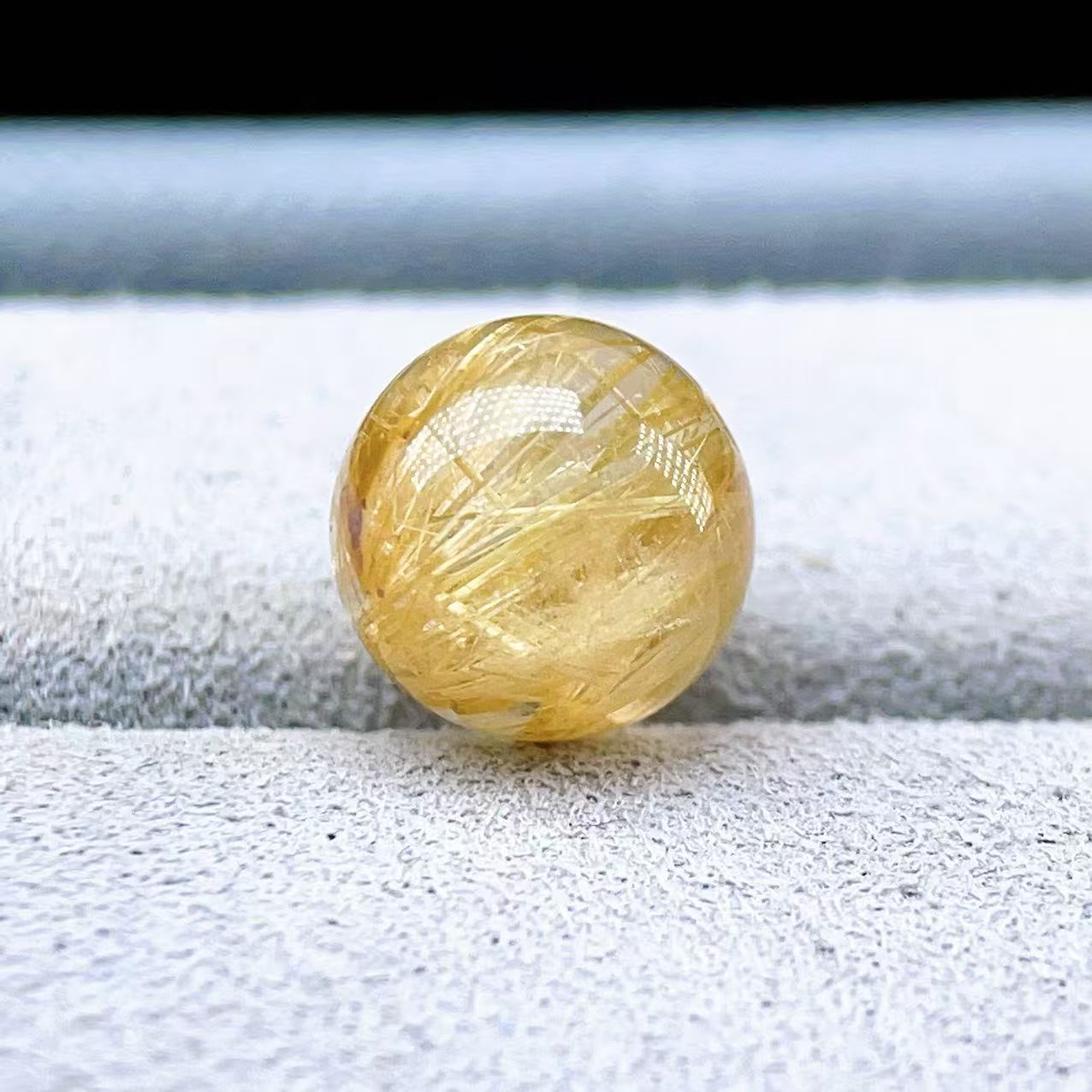 PROME 天然石【一点物】厳選グレード・宝石質・高品質・タイチンルチル・ゴールデンルチルクォーツ・ブラジル産・7.5-7.8mm・貫通孔・粒売り ・v75102