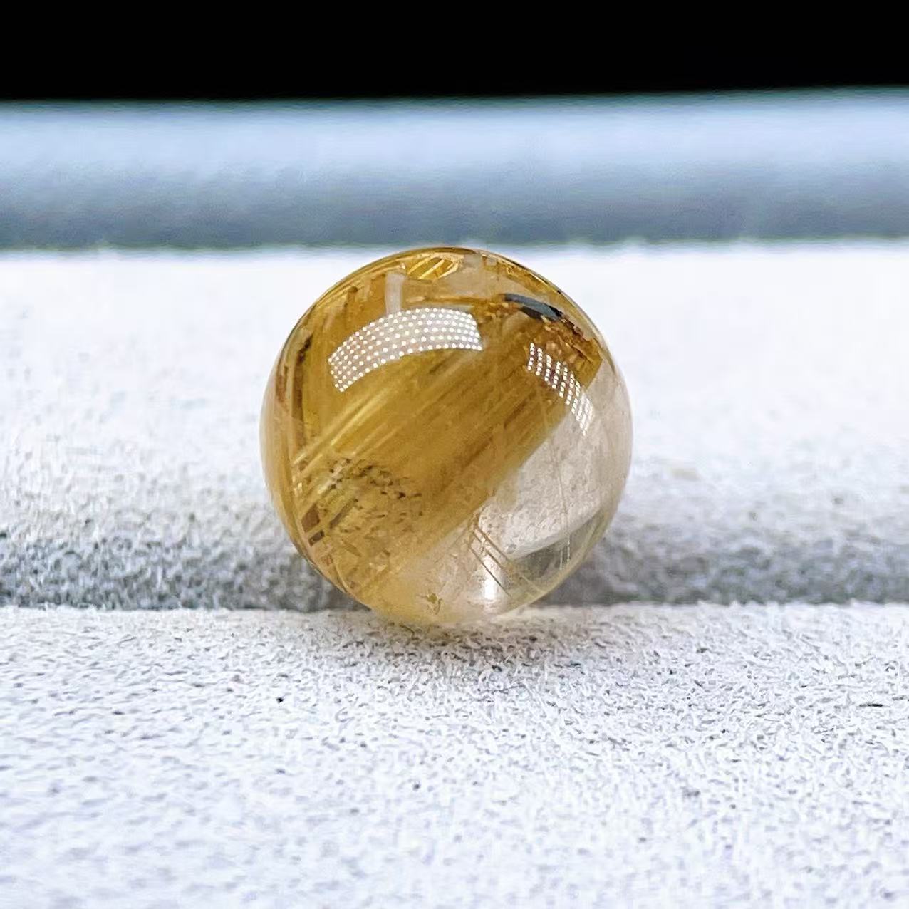 PROME 天然石【一点物】厳選グレード・宝石質・高品質・タイチンルチル・ゴールデンルチルクォーツ・ブラジル産・7.5-7.8mm・貫通孔・粒売り ・v75103