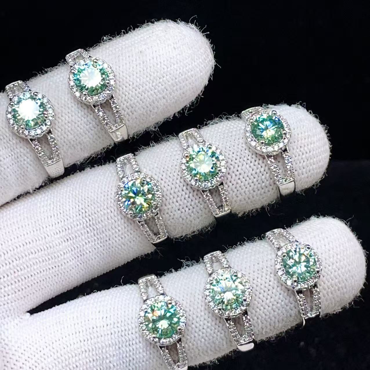 PROME 天然石 特別仕様品・限定品・再入荷不可・モアサナイト・白銅 