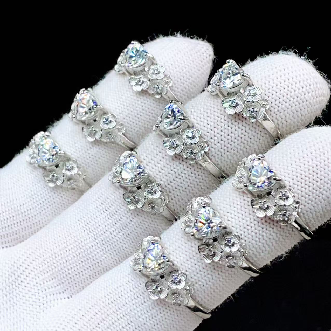 PROME 天然石 特別仕様品・限定品・再入荷不可・モアサナイト・白銅指輪・フリーサイズ ・P10635 関連画像1