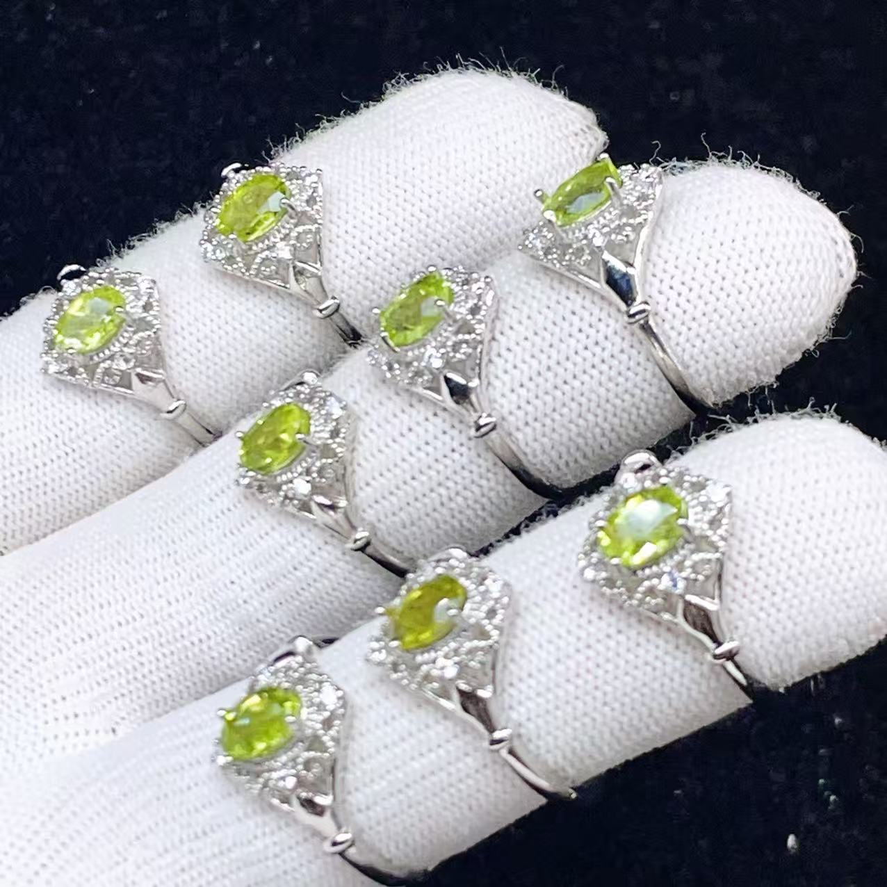 PROME 天然石 特別仕様品・限定品・再入荷不可・ペリドット・白銅指輪・フリーサイズ・ P9170 関連画像1