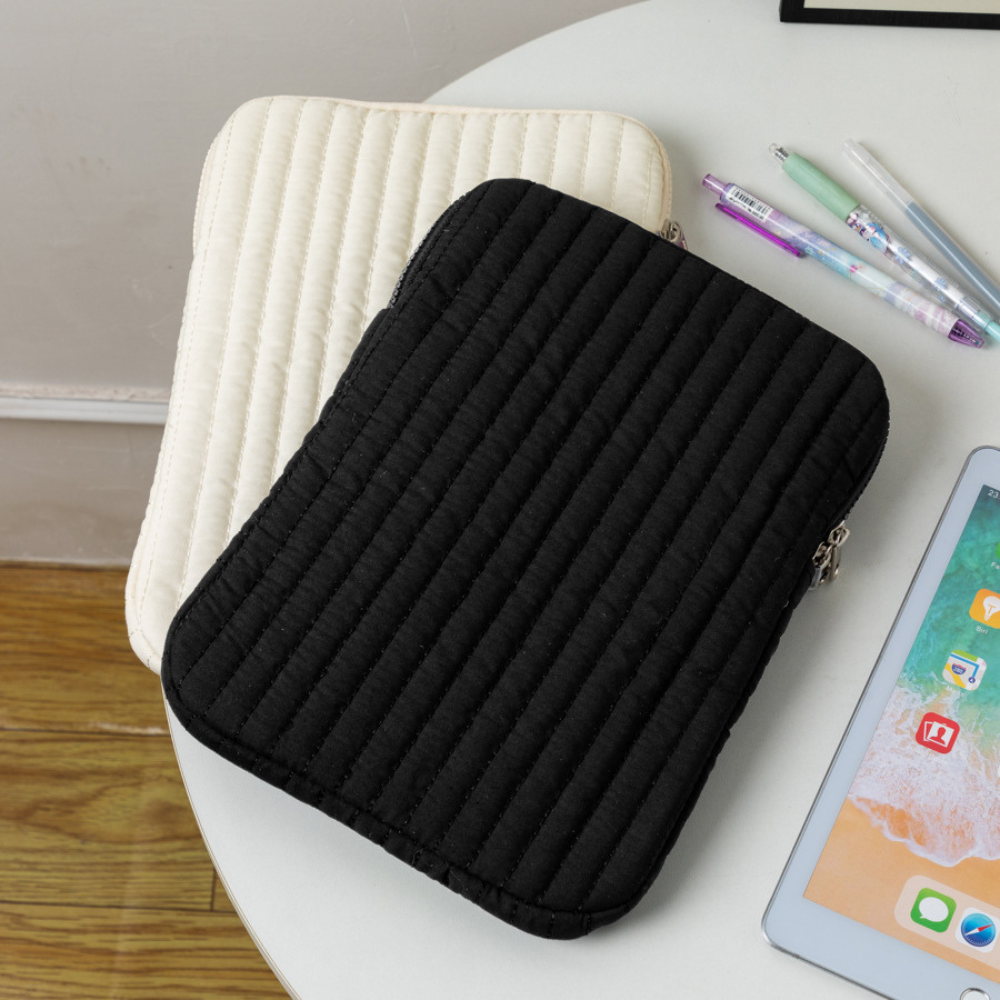 タブレットケース ふかふか クッション ライン柄 衝撃吸収 小さめ