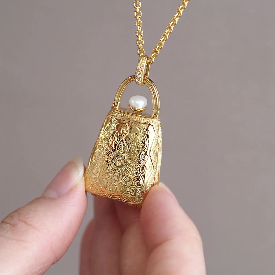 ROKUZAN エメラルド ハンドバッグ 金 ロケットペンダント (チェーンなし) ペンダント ペンダントトップ ネックレス トップ ヘッド シルバー925 爆買の画像