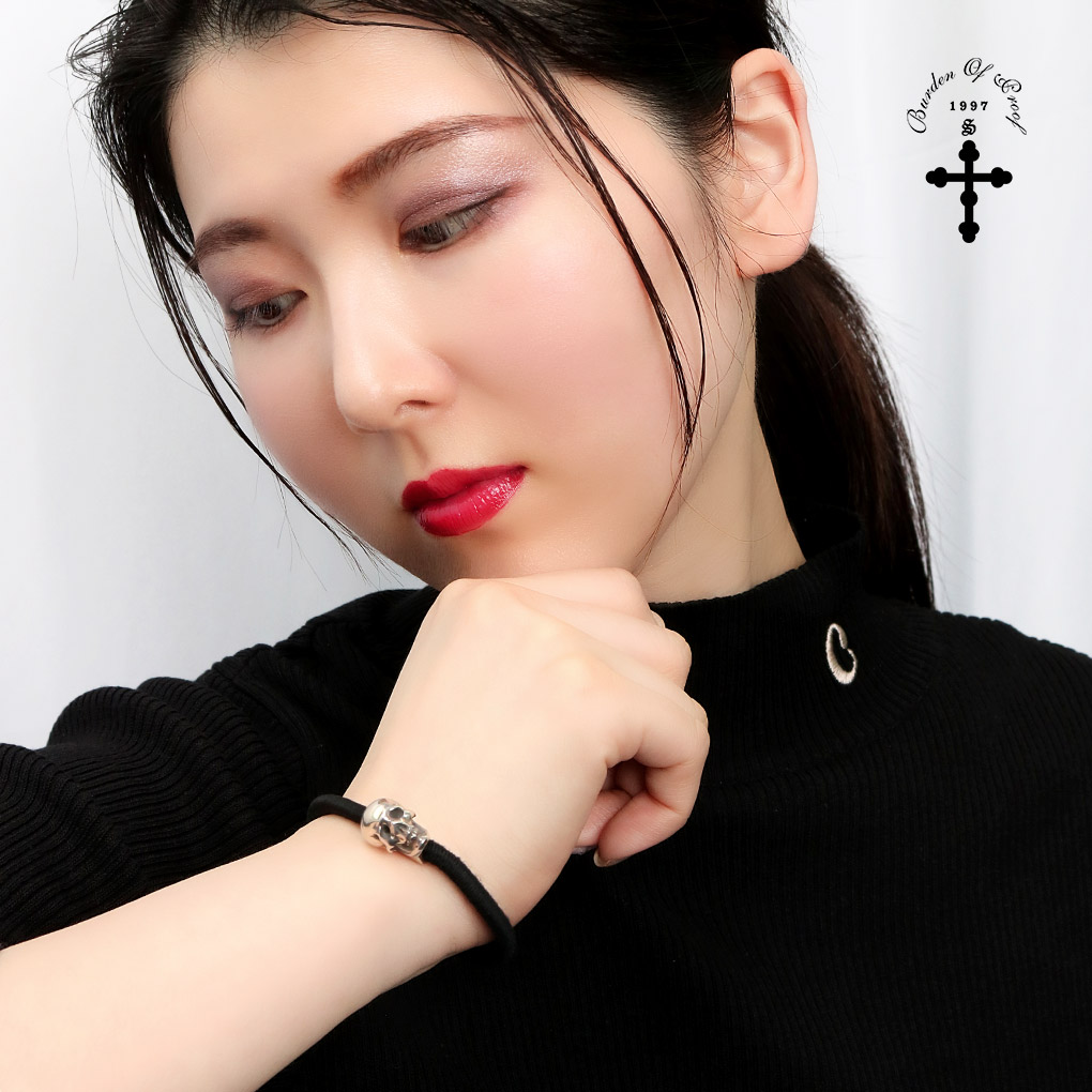 BURDEN OF PROOF フルフェイス スカル ヘアチョーク ヘアゴム ブレスレット シルバー ブランド バーデンオブプルーフ ドクロ ガイコツ 骸骨 頭蓋骨 爆買の画像
