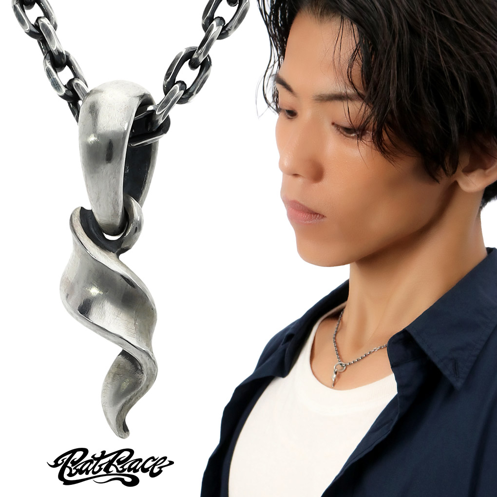 Rat Race（ラットレース） リボン チャーム ネックレス ペンダント