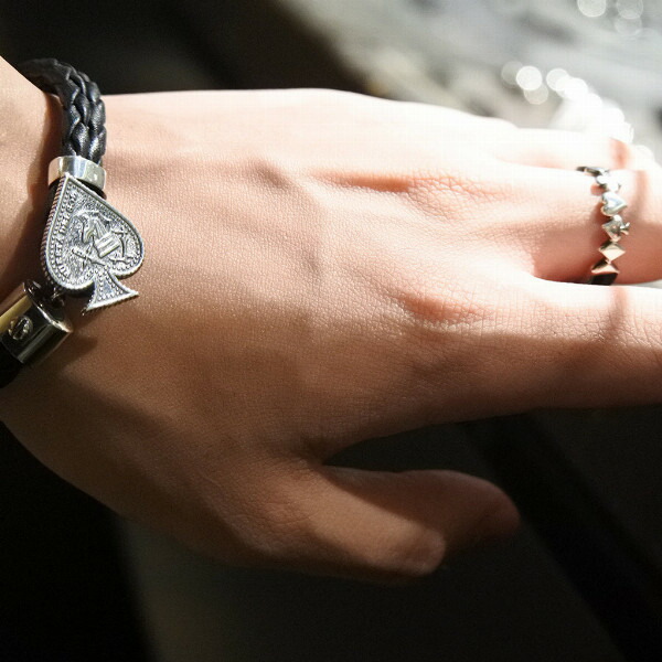 PUERTA DEL SOL（プエルタ・デル・ソル） 象牙 留め具 シック 編込み