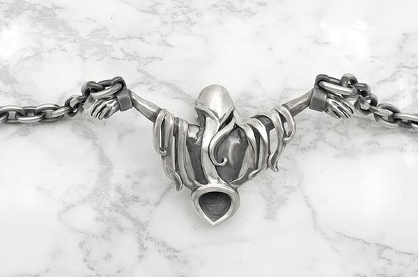 Mad Graffiti マッドグラフィティ クルシフィクシャン2nd L ハーフ ネックレス ネックレス シルバーアクセサリー シルバー925 ペンダントヘッド 爆買の画像