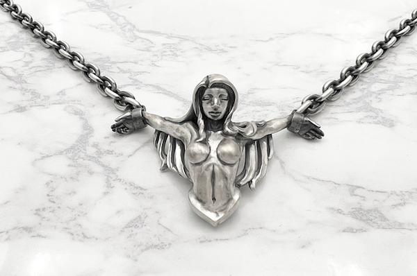 Mad Graffiti マッドグラフィティ クルシフィクシャン2nd L ハーフ ネックレス ネックレス シルバーアクセサリー シルバー925 ペンダントヘッド 爆買の画像