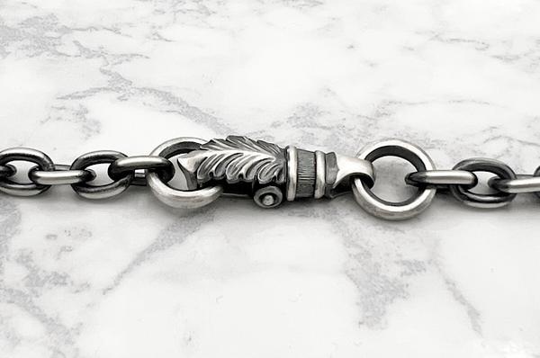 Mad Graffiti マッドグラフィティ クルシフィクシャン2nd L ハーフ ネックレス ネックレス シルバーアクセサリー シルバー925 ペンダントヘッド 爆買の画像