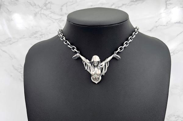 Mad Graffiti マッドグラフィティ クルシフィクシャン2nd L ハーフ ネックレス ネックレス シルバーアクセサリー シルバー925 ペンダントヘッド 爆買の画像