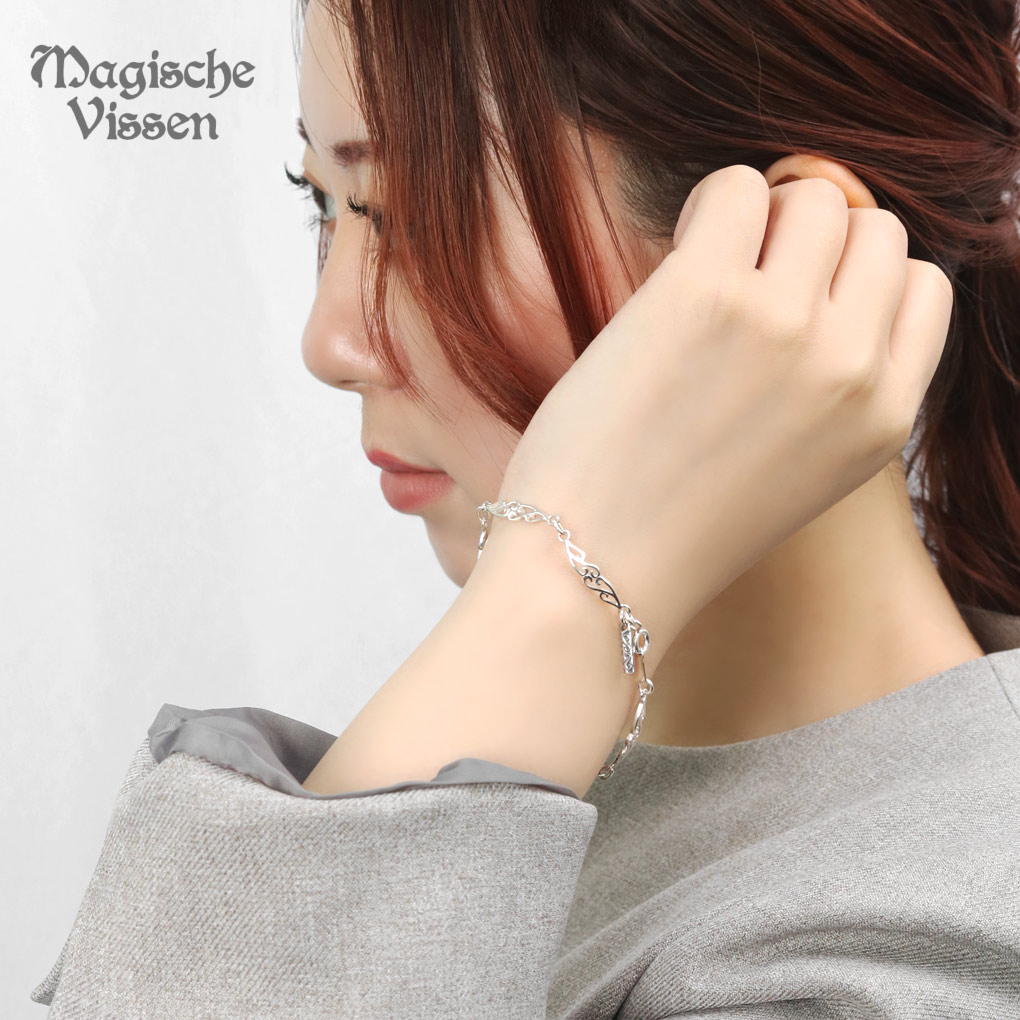 MagischeVissen（マジェスフィッセン） 透かし アラベスク ハート