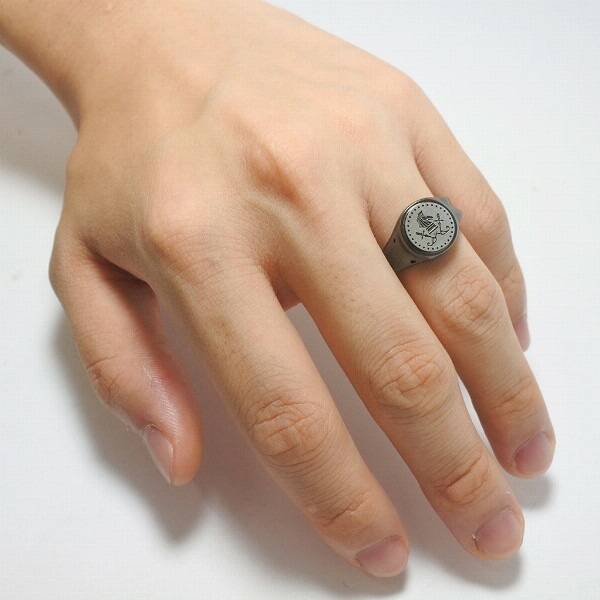 【正規品】チェルシーシグネットリング-ステンレススチール 正規品】チェルシーシグネットリング-ステンレススチール