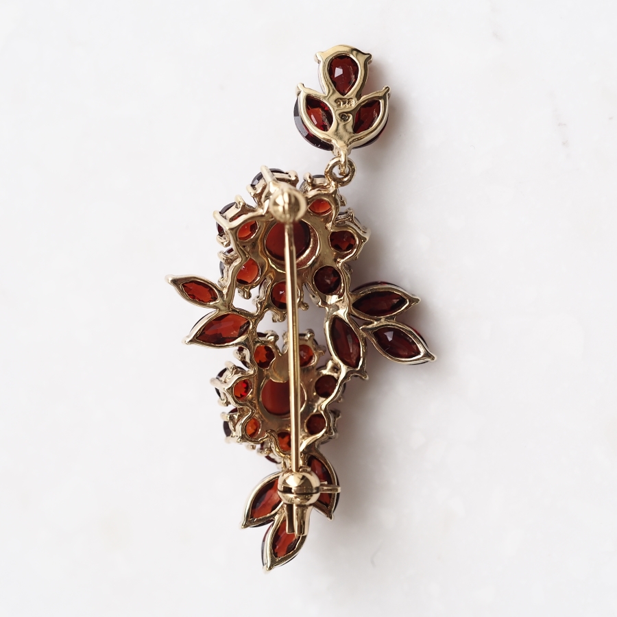 ガーネット ブローチ（アクセサリー素材：シルバー）のおすすめ人気