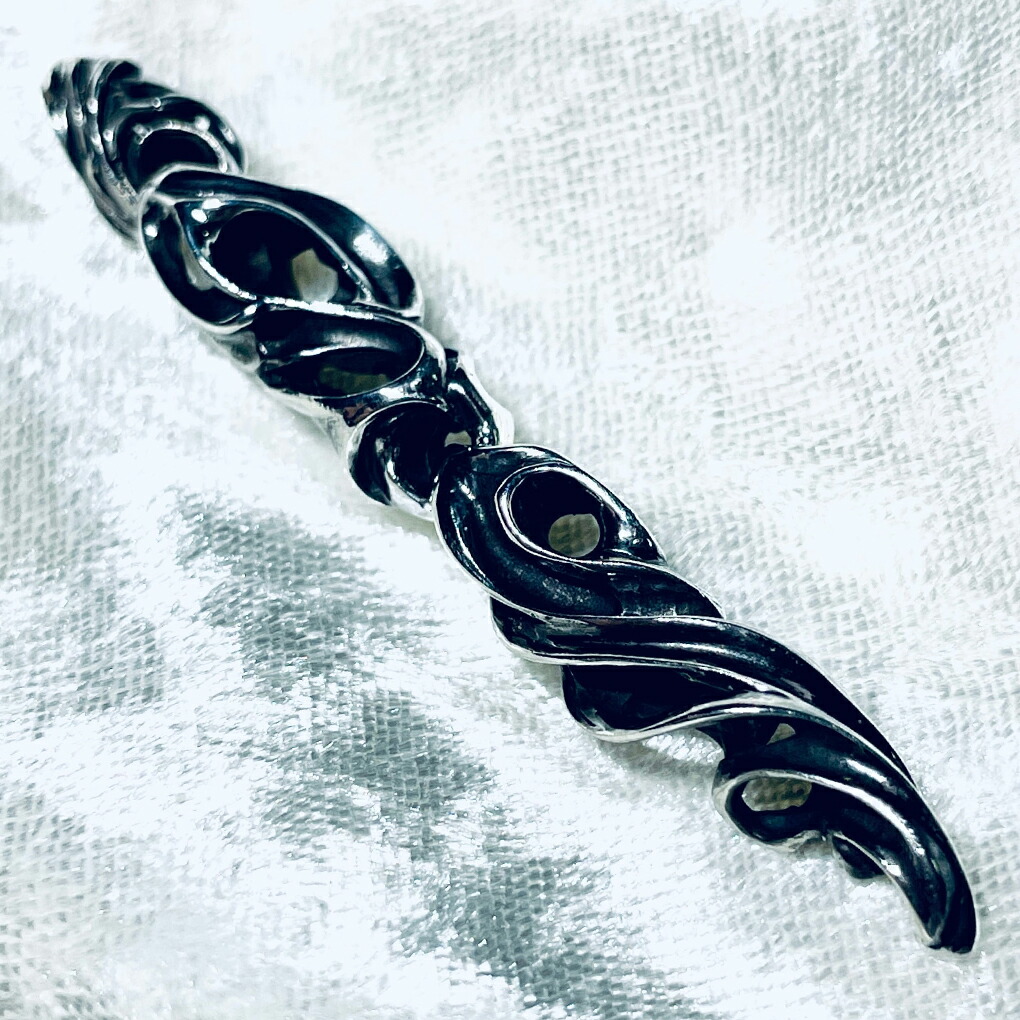 Revellia Nepenthes ペンダントトップ チェーンなし シルバー 925 ペンダント トップ ヘッド 彫刻 造形 アート 芸術 美術 植物 ペンデュラム メンズ 爆買の画像