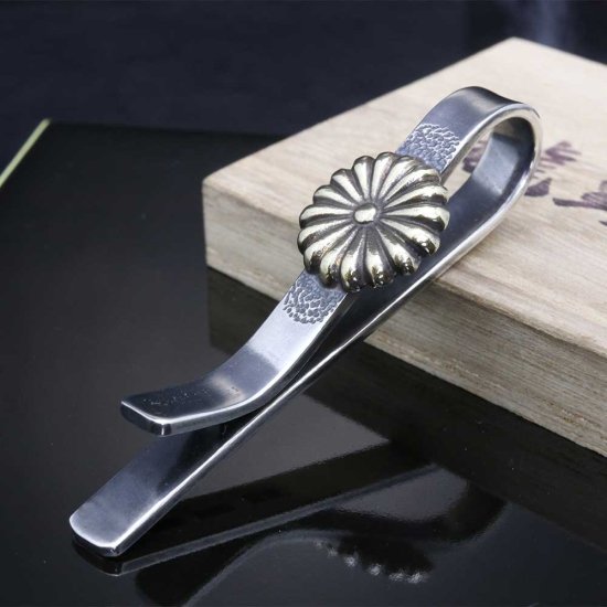 シルバー　sv925 龍　造幣局　ネクタイピン&カフスセット 造幣局 SILVER 龍のデザイン カフスボタンとネクタイピンの3点セット