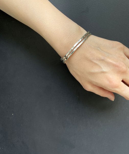 VIVIFY（ビビファイ） アクセサリー ブレスレット バングル シルバー