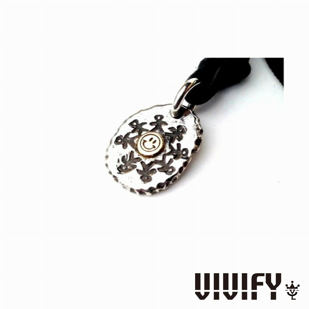 VIVIFY ビビファイ ペンダント ネックレス シルバー Small Plate 人 Smiley ペンダントトップ チェーンなし メンズアクセサリー