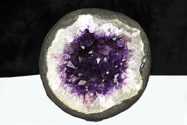 1.5Kg ウルグアイ産 サークルジオード アメジストドーム t466-1853