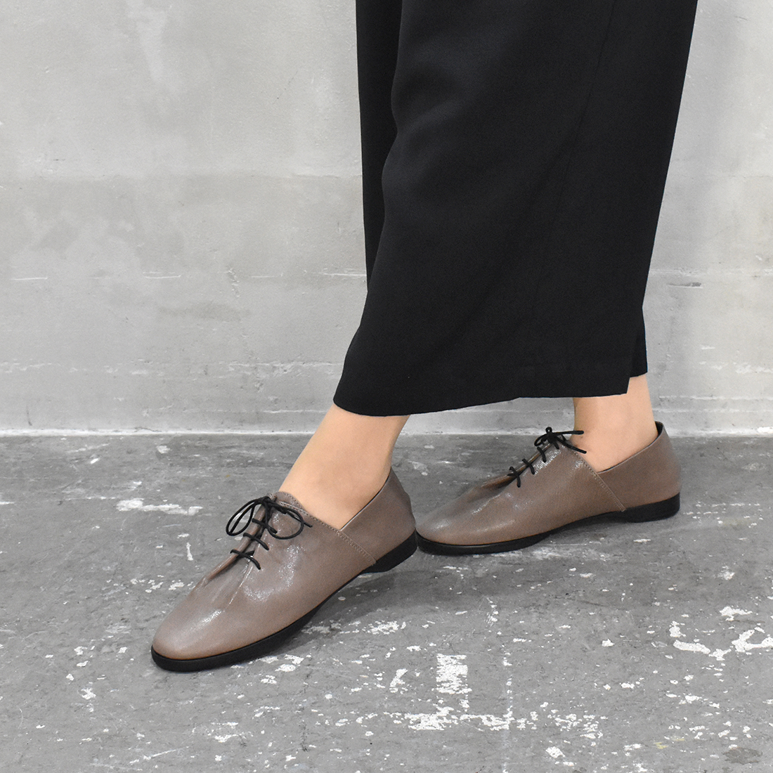 yuko imanishi +（ユウコイマニシプラス） フラットシューズ FUKU