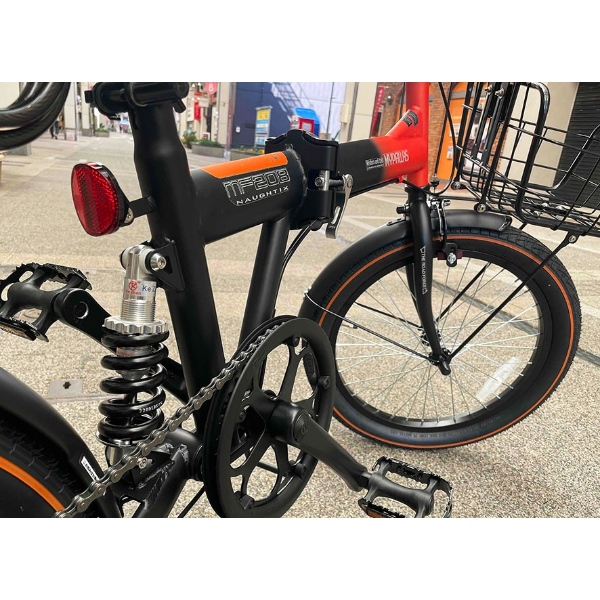 【後輪タイヤ新品！】サスペンション付き　6段変速　20インチ折りたたみ自転車　ブラック×オレンジ MYPALLAS 折りたたみ自転車 20インチ 6段変速 バスケット付 LEDライト