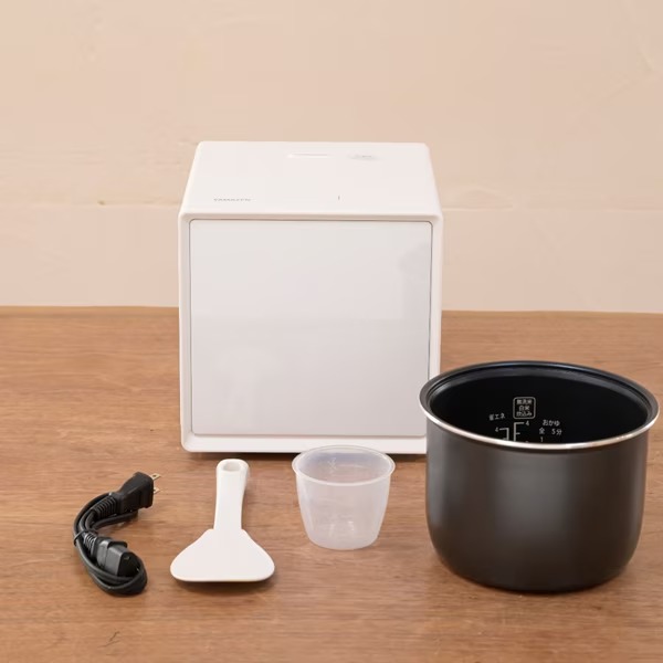 YAMAZEN 炊飯器 NEJS-072CM(W) マイコンジャー炊飯器 山善 炊飯器 YAMAZEN キューブ型 マイコンジャー炊飯器 4合炊き