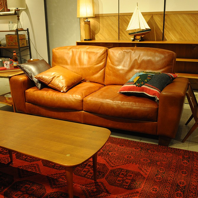 ACME Furniture アクメファニチャー 犬 ソファ 革 FRESNO FOR