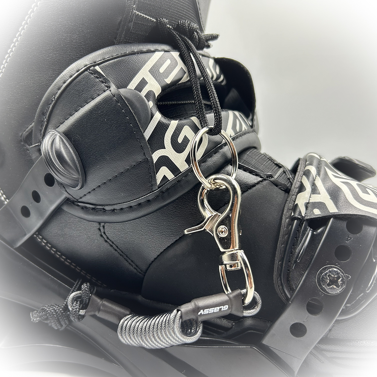 スノーボード　カバー　ビンディング　リーシュコード Amazon | Okima リーシュコード スノーボード スノボー 【初心者も簡単