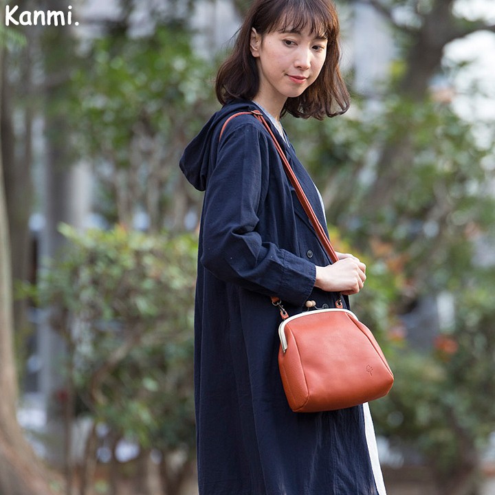 Kanmi. カンミ ドロップツリー木玉 がま口ポシェット B18-83 ミニバッグ がま口