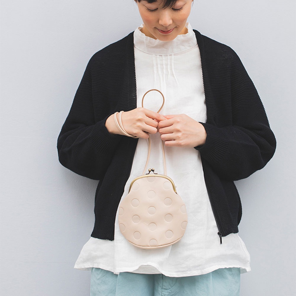 【美品】♡新品未使用♡Kanmi 牛革ドット柄 ショルダーバッグ 本革 カバン kanmi バッグのおすすめ人気商品一覧 通販 - Yahoo!ショッピング