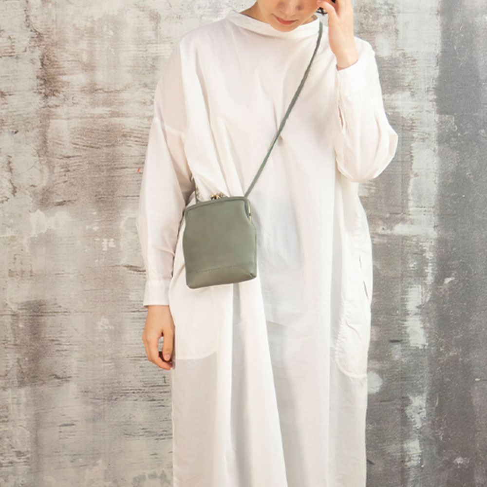 カンミ itsu mono ふたごがま口ポシェット 楽天市場】kanmi カンミ itsu mono ふたごがま口ポシェット