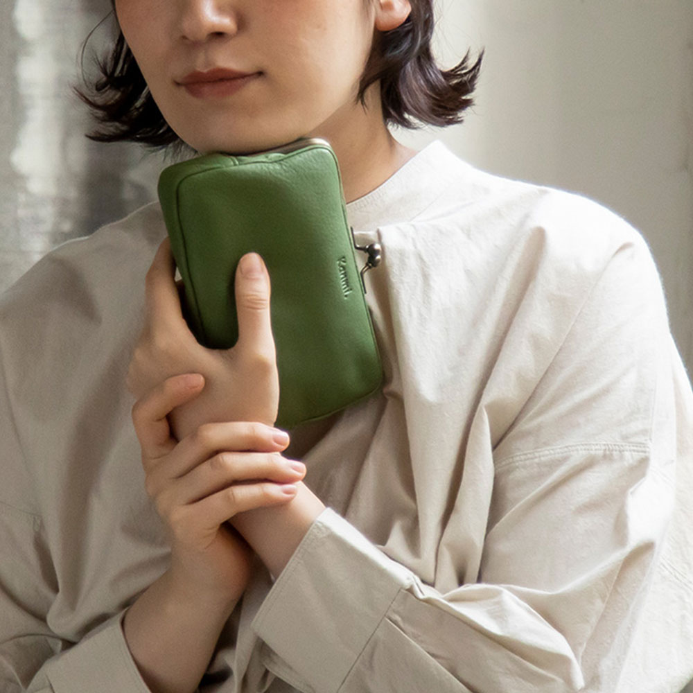 kanmi（カンミ） Kanmi. フカフカ がま口パンポーチ PO23-01 かんみ