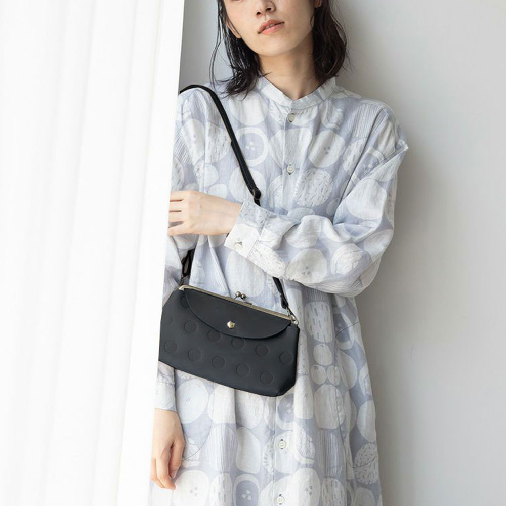 kanmi Kanmi. /カンミ キャンディ ルーフ がま口お財布