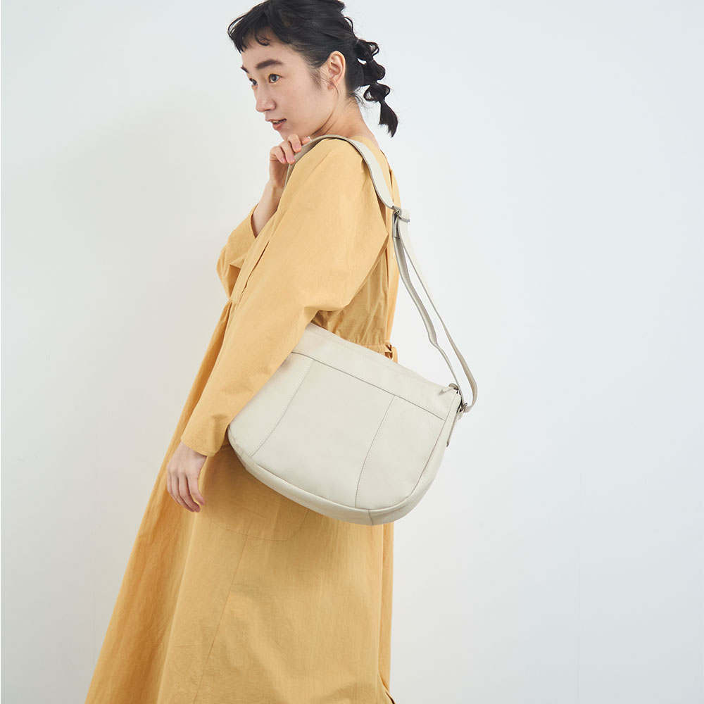 仕立て屋pote ショルダー kanmi Kanmi./カンミ All story pote ショルダーバッグ B24-01