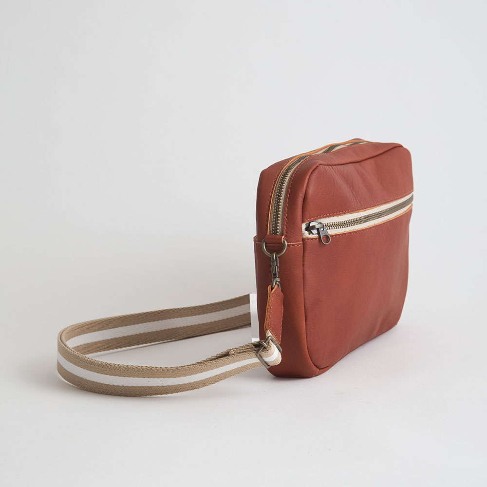 kanmi（カンミ） Kanmi./カンミ All story スクエアショルダーバッグ