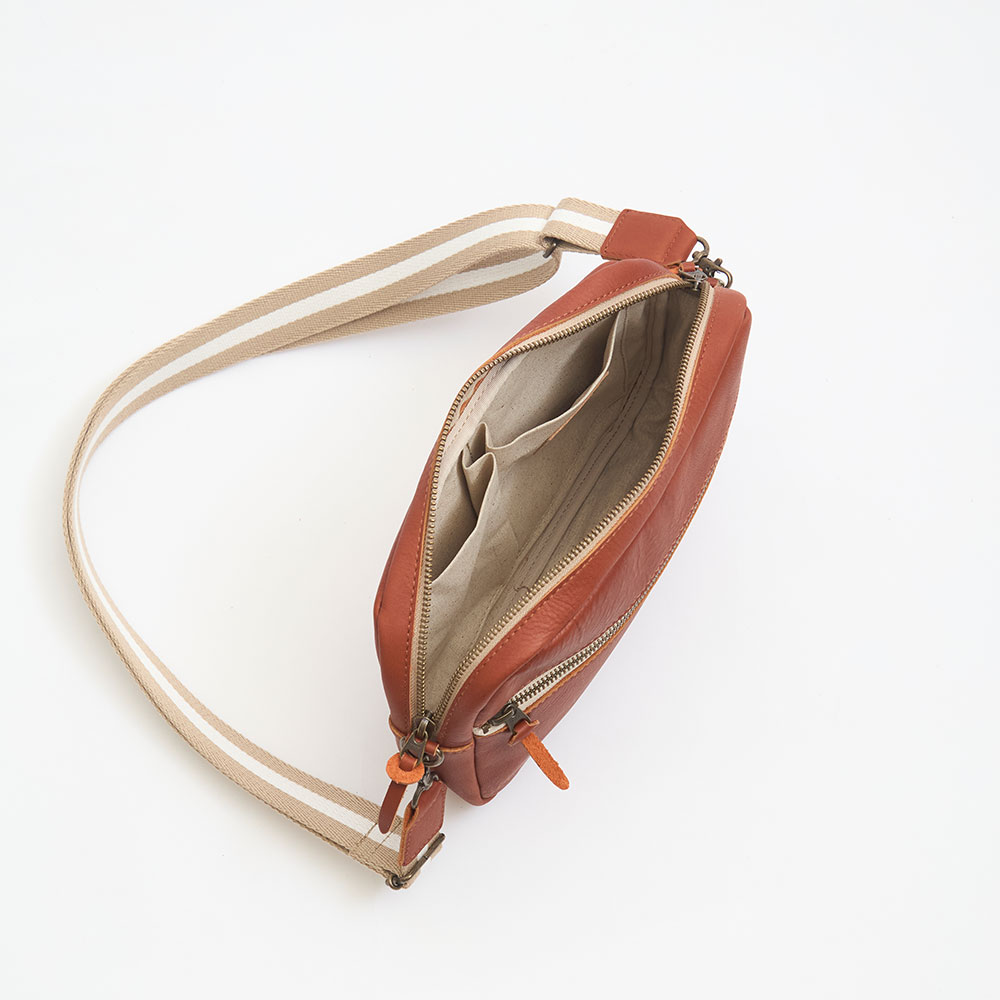 kanmi（カンミ） Kanmi./カンミ All story スクエアショルダーバッグ