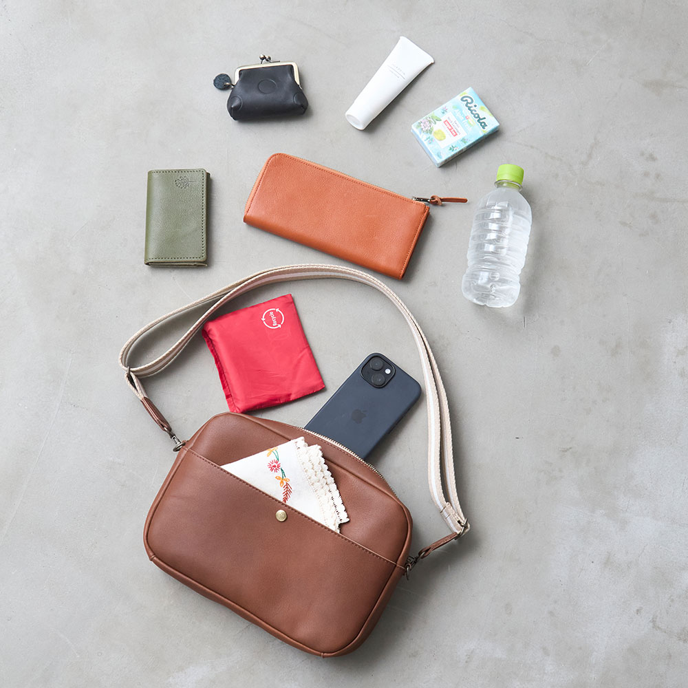 kanmi（カンミ） Kanmi./カンミ All story スクエアショルダーバッグ