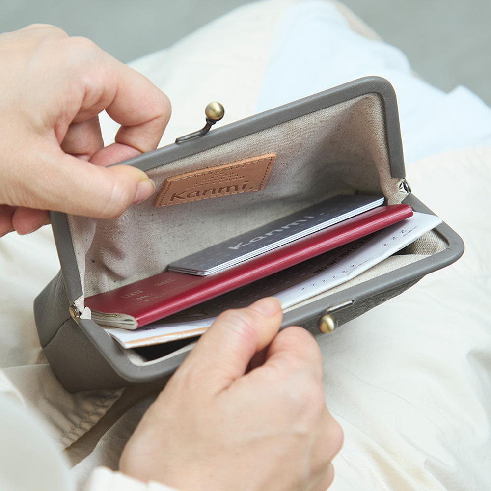 kanmi（カンミ） Kanmi. itsu mono がま口ポーチ(M) PO24-08 かんみ