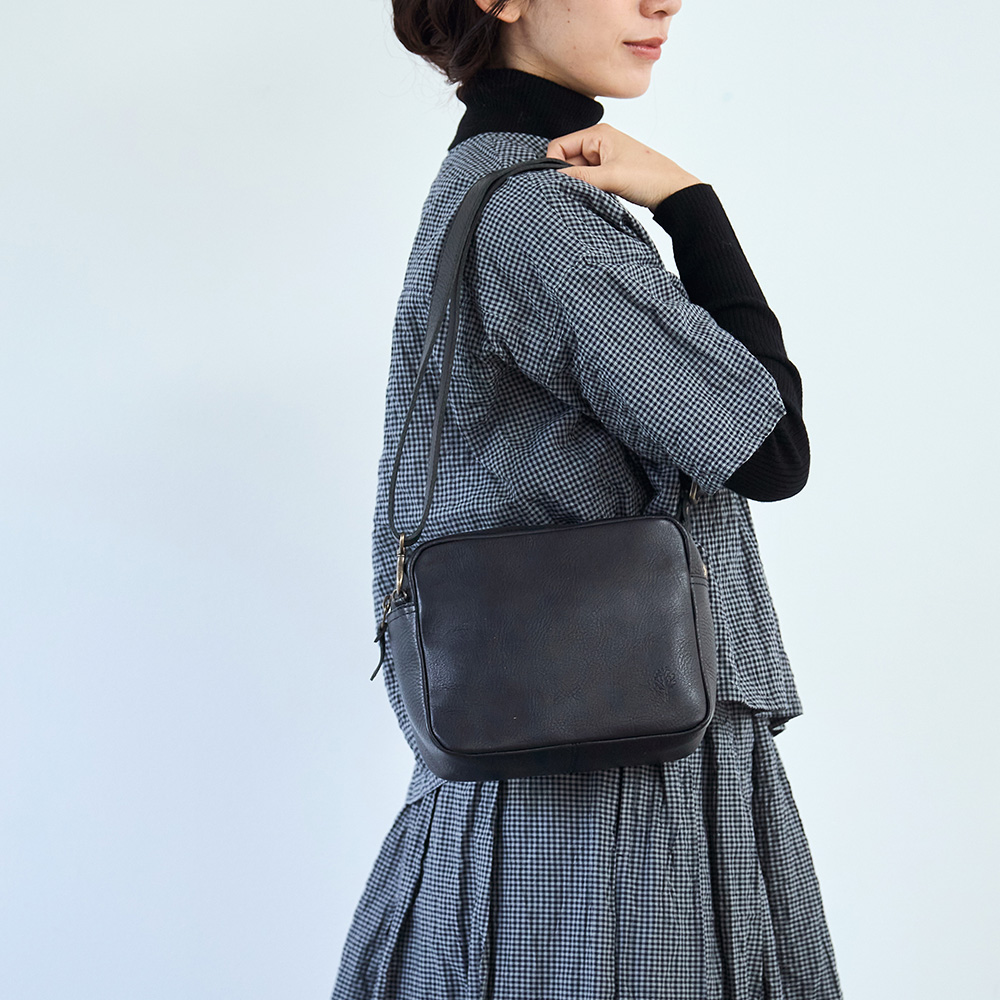 kanmi（カンミ） Kanmi. ドロップツリー BOXショルダーバッグ B24-12
