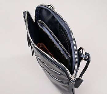 SNOBBIST（スノビスト） プレステージレザー ミニショルダーバッグ