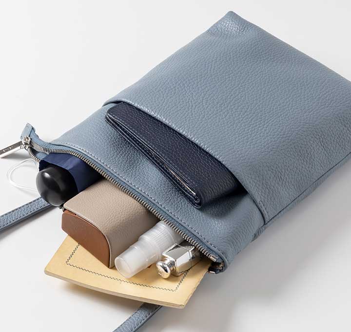 GIUDI（ジウディ） イタリア製 ショルダーバッグ 縦型 スリム