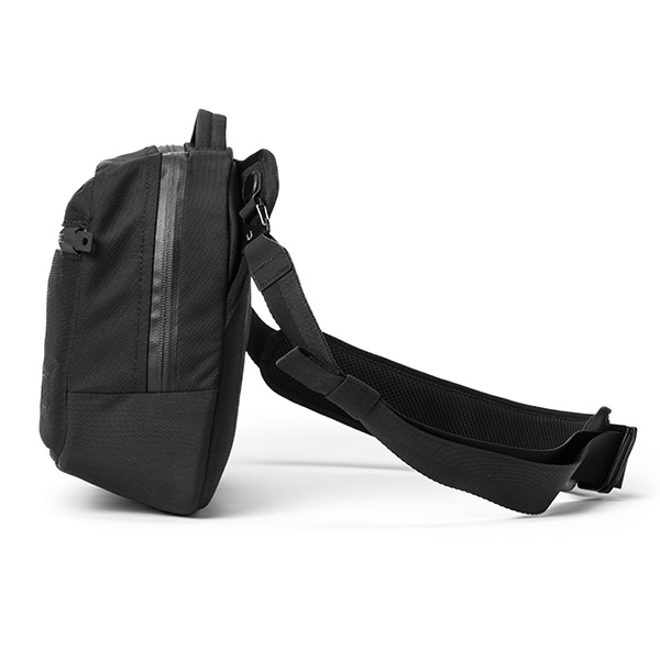BLACK EMBER（ブラックエンバー） GRIP SLING NO,7223013 ショルダー