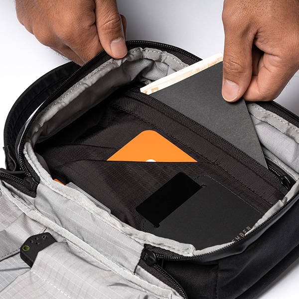 ブラックエンバー　ボディバック BLACK EMBER（ブラックエンバー） Kompak ボディバッグ ショルダー